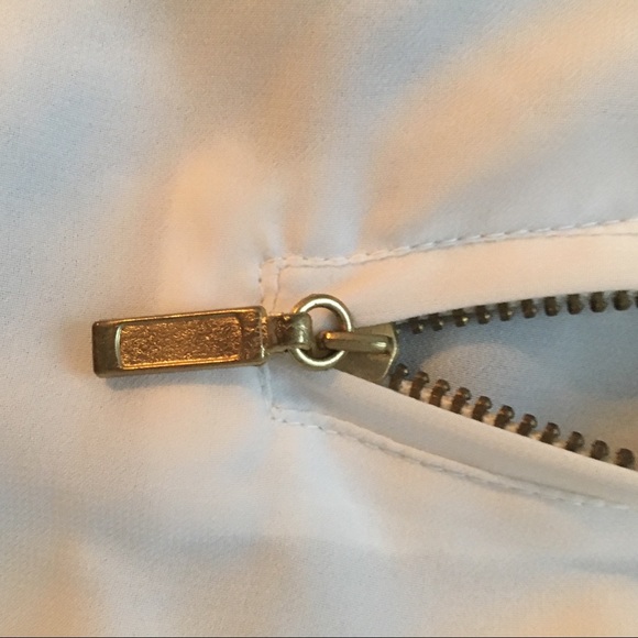 🌸5 for $25👚 NWT white semi-sheer blouse - Picture 5 of 7